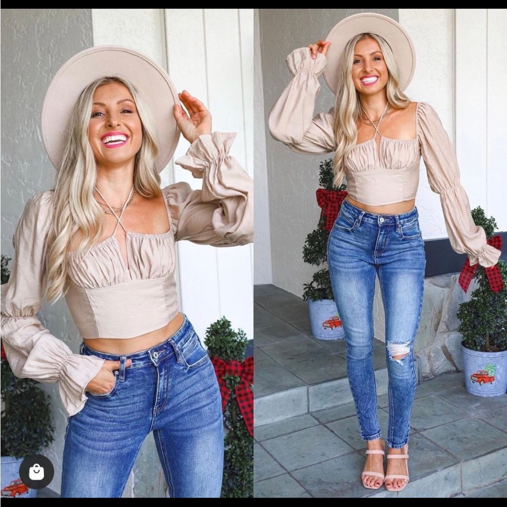 Small boutique blouse long sleeve